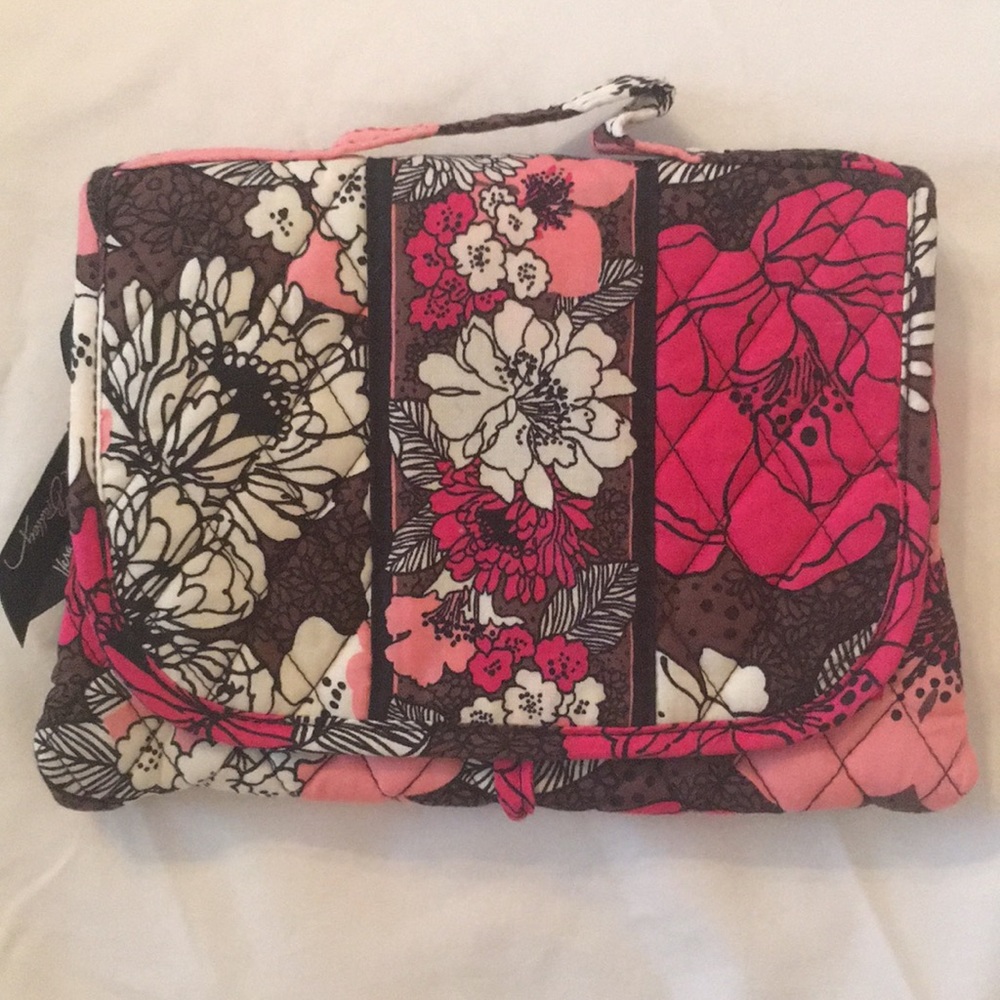 VERA BRADLEY Tri fold Cosmetic case in Mocha Rouge